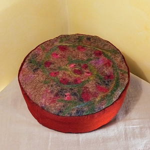 Meditációs ülőpárna, jógapárna nemezelt gyapjú ülőlappal Borbolya, Játék & Sport, Sport és kikapcsolódás, Jóga, pilates, torna, Jógapárna, Nemezelés, Varrás, MESKA