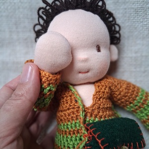 Waldorf jellegű baba, fiúbaba,  természetesjáték, rongybaba, puhababa - játék & sport - baba & babaház - öltöztethető baba - Meska.hu