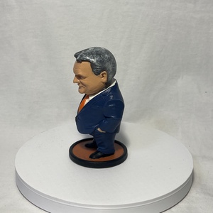 Bólogatós Orbán figura, öntapadó talppal - otthon & életmód - dekoráció - dísztárgy - Meska.hu
