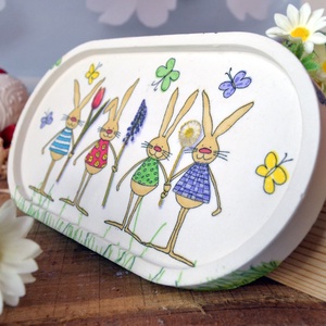 Tálca bájos nyuszis mintával, Otthon & Életmód, Dekoráció, Asztal és polc dekoráció, Dekorációs tál, tartó, Decoupage, transzfer és szalvétatechnika, Gipszöntés, MESKA