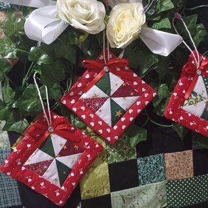 Patchwork karácsonyi dísz - karácsony - karácsonyi lakásdekoráció - karácsonyfadíszek - Meska.hu