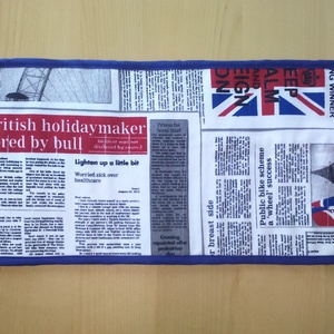 English Newspaper  tolltartó (kék szélű) - otthon & életmód - papír, írószer - tolltartó & ceruzatekercs - Meska.hu