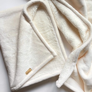 Meleg sherpa takaró  krém  több méretben - Meska.hu