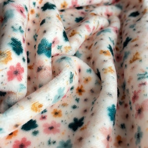 Puha plüss takaró - virágos - baba - mama - baba ágynemű - babatakaró, gyerek pléd - Meska.hu