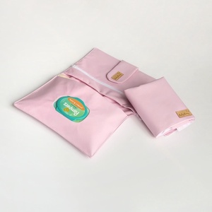 Pelenkázó neszeszer � rózsaszín, Baba - mama, Pelenkázó, babafürdető kellékek, Pelenkázó neszeszer, pelenkatartó, Varrás, MESKA