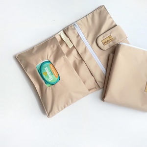 Pelenkázó neszeszer � bézs - baba - mama - pelenkázó, babafürdető kellékek - pelenkázó neszeszer, pelenkatartó - Meska.hu