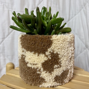 Tufted gyapjú kaspó takaró - otthon & életmód - virágdekoráció - virágtartó - kaspó - Meska.hu