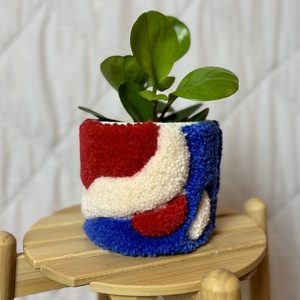 Tufted gyapjú kaspó takaró - otthon & életmód - virágdekoráció - virágtartó - kaspó - Meska.hu