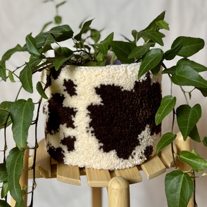 Tufted gyapjú kaspó takaró - otthon & életmód - virágdekoráció - virágtartó - kaspó - Meska.hu