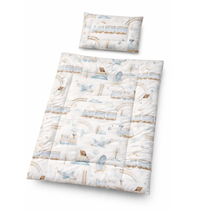 Fehér alapon vonatos-repülős babaágynemű szett (takaró + párna), Baba - mama, Baba ágynemű, Szett kiságyba, Varrás, MESKA