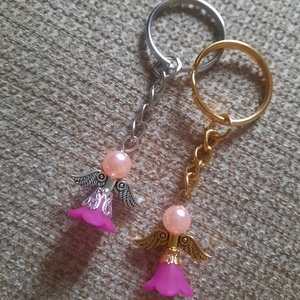 Angyalka kulcstartó, Táska & Tok, Kulcstartó & Táskadísz, Táskadísz, Gyöngyfűzés, gyöngyhímzés, MESKA