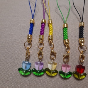 Tulipános dísz , Táska & Tok, Kulcstartó & Táskadísz, Kulcstartó, Gyöngyfűzés, gyöngyhímzés, MESKA