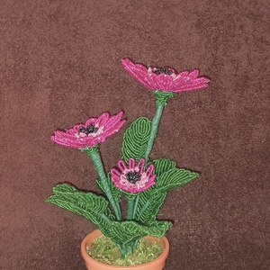 Gerbera virág gyöngyből, Otthon & Életmód, Dekoráció, Virágdísz és tartó, Virágbox, virágdoboz, Gyöngyfűzés, gyöngyhímzés, MESKA