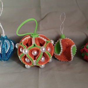 Karácsonyfadísz dekorgumiból, Karácsony, Karácsonyi lakásdekoráció, Karácsonyfadíszek, Dekorgumi, MESKA