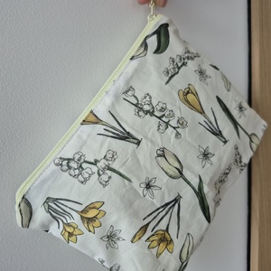 Virágos pamut nesszeszer - masnis cipzárral - táska & tok - neszesszer - Meska.hu