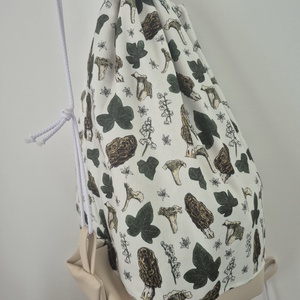 Nagyméretű erdei mintás tornazsák műbőr aljjal - egyedi mintával! - táska & tok - hátizsák - tornazsák, gymbag - Meska.hu