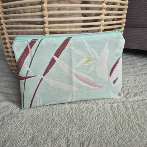 Virágos vászonból készült nesszeszer, pamut béléssel, Táska & Tok, Neszesszer, Varrás, MESKA