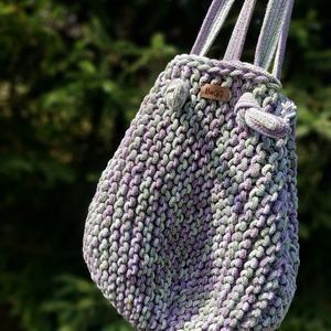 Kötött BaGG, Táska & Tok, Kézitáska & válltáska, Válltáska, Kötés, Varrás, Kötött vállon hordható táska.
Limitált tihany színű splendid fonalból,pántja kb 70 centi hosszú ,sa..., MESKA