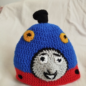 Horgolt gyereksapka - Thomas a gőzmozdony mesefigurás   - ruha & divat - sál, sapka, kendő - sapka - Meska.hu