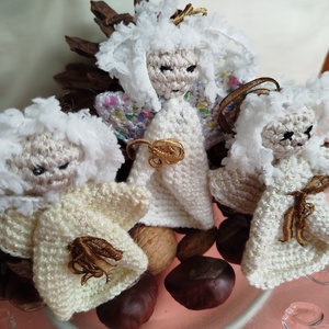 Horgolt karácsonyi angyalkák, diszdobozban, Karácsony, Karácsonyi lakásdekoráció, Karácsonyfadíszek, Horgolás, MESKA