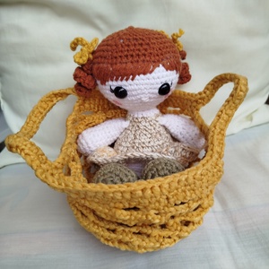 Horgolt baba kosárkában, Játék & Sport, Baba & babaház, Baba, Horgolás, MESKA