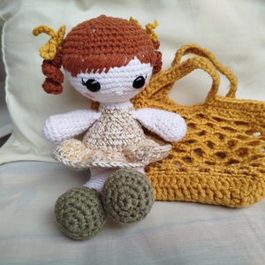 Horgolt baba kosárkában - játék & sport - baba & babaház - baba - Meska.hu