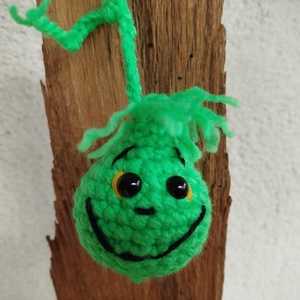 Horgolt kulcstartó - Grincs figurás - Meska.hu