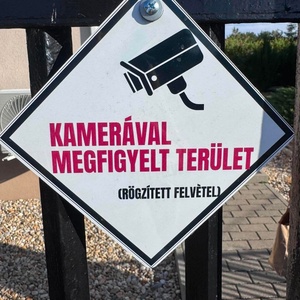 Egyedi fém felakasztható tábla � saját képpel, felirattal vagy mintával - otthon & életmód - dekoráció - ajtó- és ablak dekoráció - ajtótábla - Meska.hu
