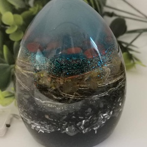  Auravédő, sikert és bőséget vonzó, bölcsesség. Sungit-Orgonit gömbkúp- lámpa-fekete bolygó kék ködben  - otthon & életmód - lámpa - hangulatlámpa - Meska.hu