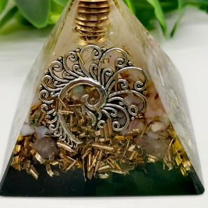 Főnix tündöklése -Orgonit-sungit piramis  - otthon & életmód - dekoráció - spiritualitás - orgonit piramis - Meska.hu