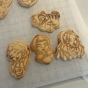 K-pop démonvadászok sütikiszúró/sütemény forma 4db-os szett - otthon & életmód - konyhafelszerelés, tálalás - sütés, főzés - sütikiszúró - Meska.hu