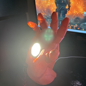 Iron man kesztyű asztali  led lámpa - otthon & életmód - lámpa - hangulatlámpa - Meska.hu