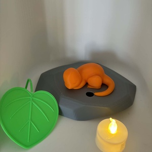 Cuki Alvó Pokémon (Charmander) LED Mécsestartó és Éjszakai Fény - Kézműves, 3D Nyomtatott - otthon & életmód - gyertya, illat, aroma - mécses és mécsestartó - Meska.hu