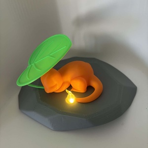Cuki Alvó Pokémon (Charmander) LED Mécsestartó és Éjszakai Fény - Kézműves, 3D Nyomtatott - otthon & életmód - gyertya, illat, aroma - mécses és mécsestartó - Meska.hu