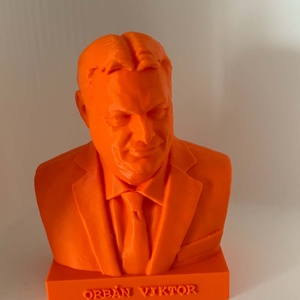 Orbán Viktor 3D nyomtatott szobor � Egyedi kézműves dísztárgy és ajándék - Meska.hu