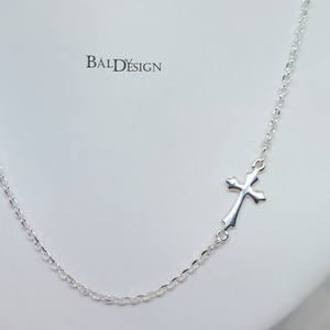 Ezüst nyaklánc kereszttel - ékszer - nyaklánc - medálos nyaklánc - Meska.hu