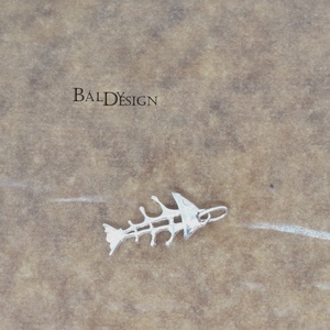 Fish bone-halszálka ezüst medál - ékszer - nyaklánc - medál - Meska.hu