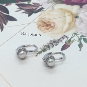 Ezüst gyöngyös fülbevaló - ékszer - fülbevaló - lógó fülbevaló - Meska.hu