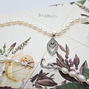 Gyöngysor ezüst medállal - ékszer - nyaklánc - gyöngyös nyaklánc - Meska.hu