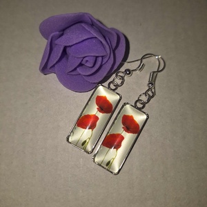 Tűzpiros Pipacs Fülbevaló - Elegáns, téglalap alakú kaboson fülbevaló - Meska.hu