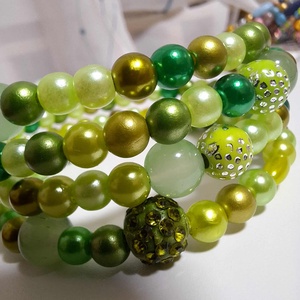 Karácsonyi Zöld Memóriadrótos Karkötő - ékszer - karkötő - memóriadrótos karkötő - Meska.hu