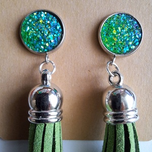 Smaragd Zöld Bojtos Fülbevaló, Ékszer, Fülbevaló, Lógó fülbevaló, Ékszerkészítés, MESKA