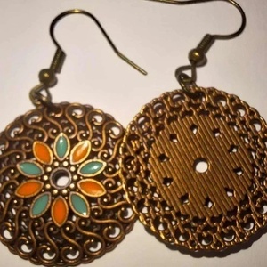 Fülbevaló - narancssárga és türkiz színekkel - ékszer - fülbevaló - lógó fülbevaló - Meska.hu