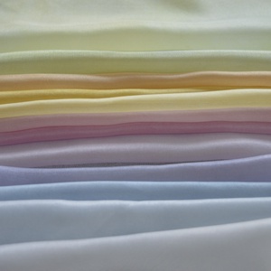 Növényi festett selyemkendő 90x90 - Meska.hu