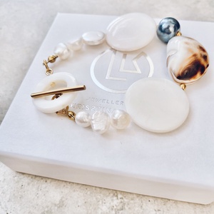 Krisztina Lango gyöngyház, tenyésztett gyöngy karkötő - ékszer - karkötő - ásványkarkötő - Meska.hu