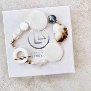 Krisztina Lango gyöngyház, tenyésztett gyöngy karkötő - ékszer - karkötő - ásványkarkötő - Meska.hu