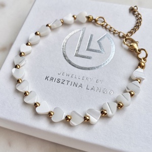 Krisztina Lango szív alakú gyöngyház karkötő - ékszer - karkötő - ásványkarkötő - Meska.hu