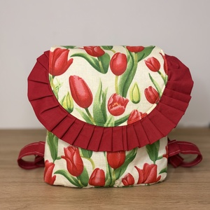 Tulipános gyermek hátizsák, Játék & Sport, Ovis felszerelés, Ovis hátizsák, Varrás, MESKA