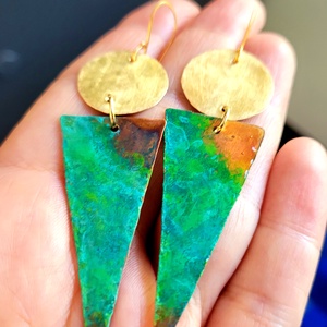 Zöldmánia - réz és patina fülbevaló - ékszer - fülbevaló - lógó fülbevaló - Meska.hu