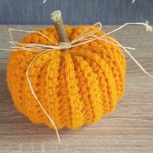Horgolt tök dísz narancssárga színű - otthon & életmód - dekoráció - halloween - halloweeni tök - Meska.hu